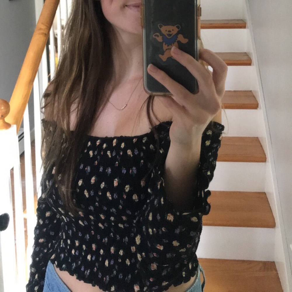 Off the shoulder floral crop